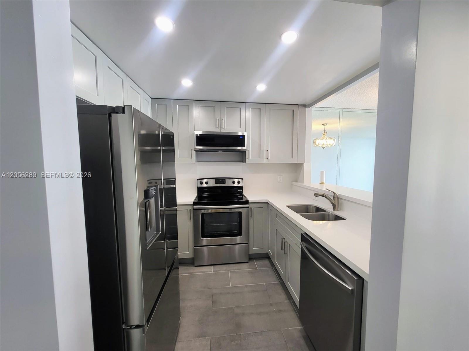 601 Three Islands Boulevard 411 — photo 5