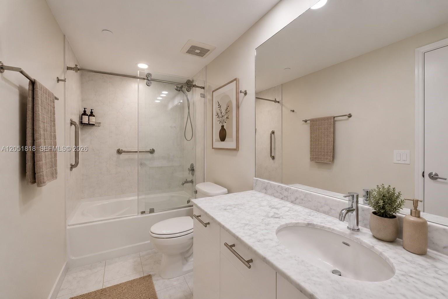 950 Brickell Bay Drive 1905, Miami, FL 33131 photo 12