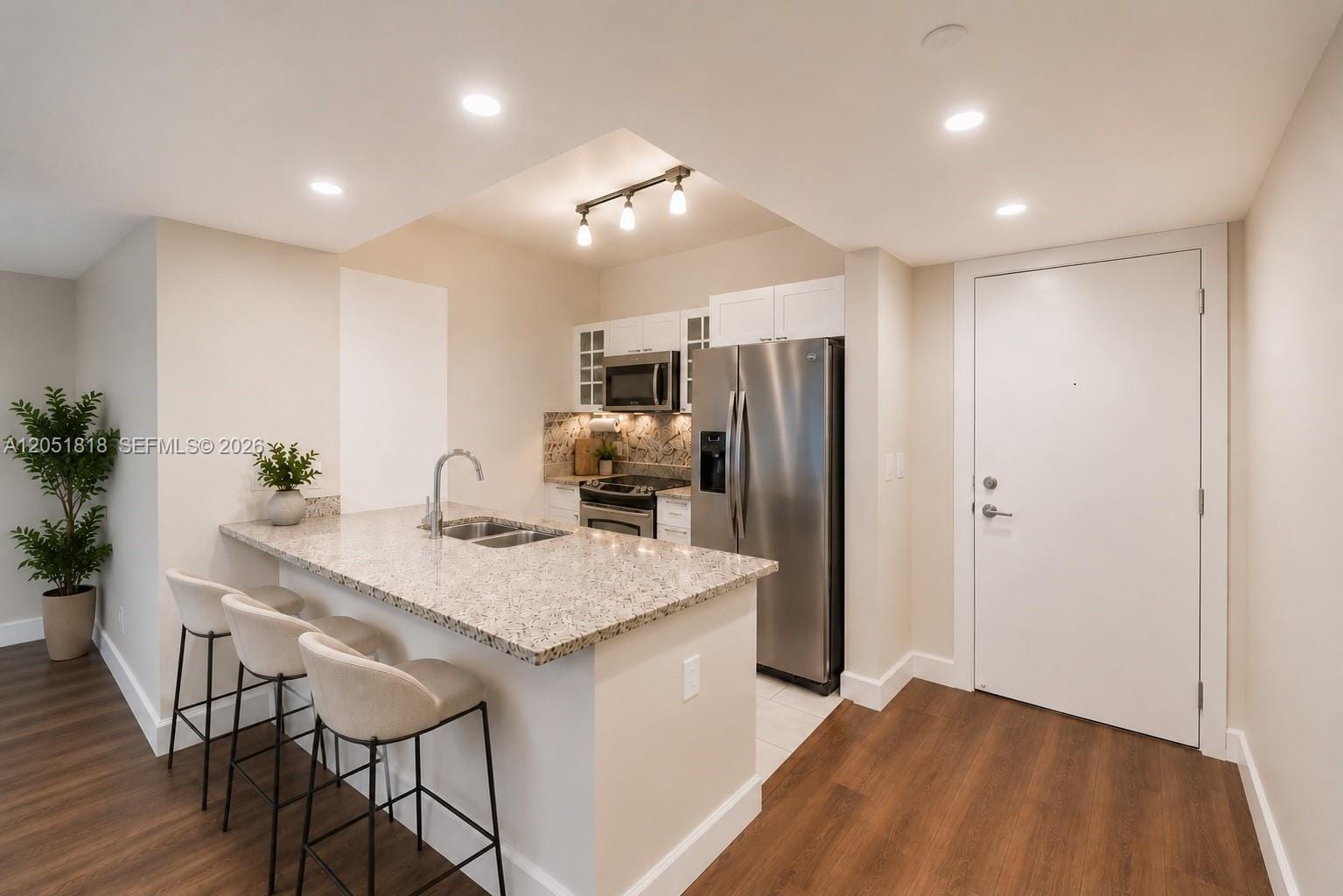 950 Brickell Bay Drive 1905, Miami, FL 33131 photo 3