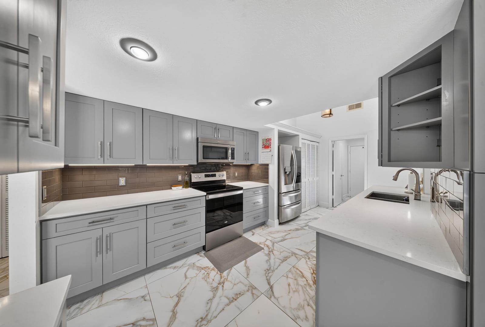 2092 SE PYRAMID Road, Port St. Lucie, FL 34952 photo 15