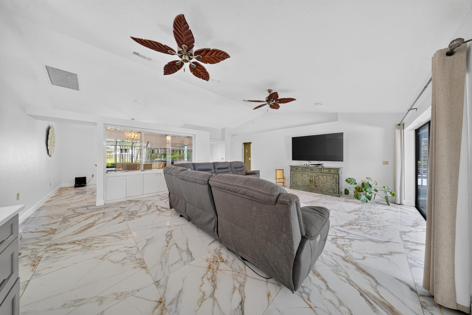 2092 SE PYRAMID Road — photo 9