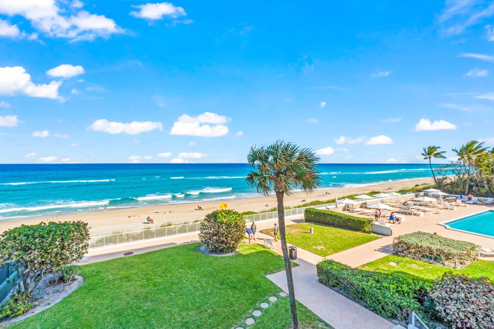 2295 S Ocean Boulevard 425, Palm Beach, FL 33480 photo 2