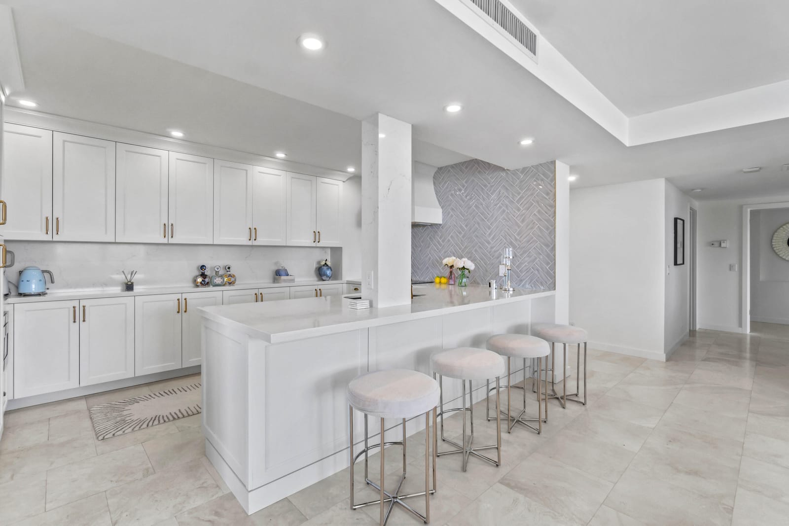 2295 S Ocean Boulevard 425, Palm Beach, FL 33480 photo 12