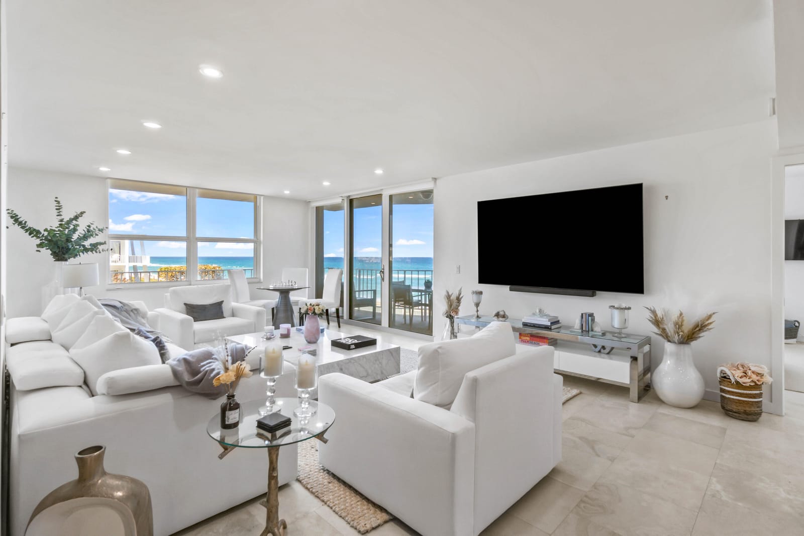 2295 S Ocean Boulevard 425, Palm Beach, FL 33480 photo 3