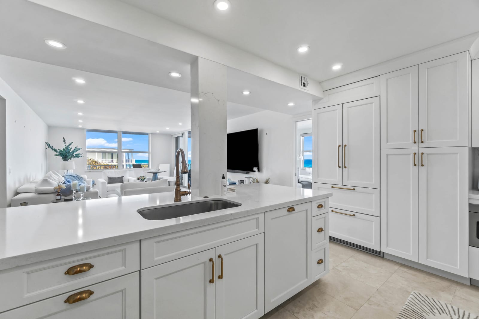 2295 S Ocean Boulevard 425, Palm Beach, FL 33480 photo 9