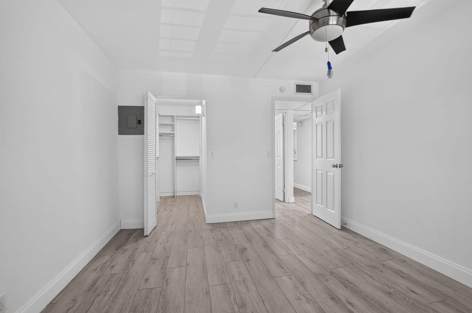 212 Monaco E, Delray Beach, FL 33446 photo 13