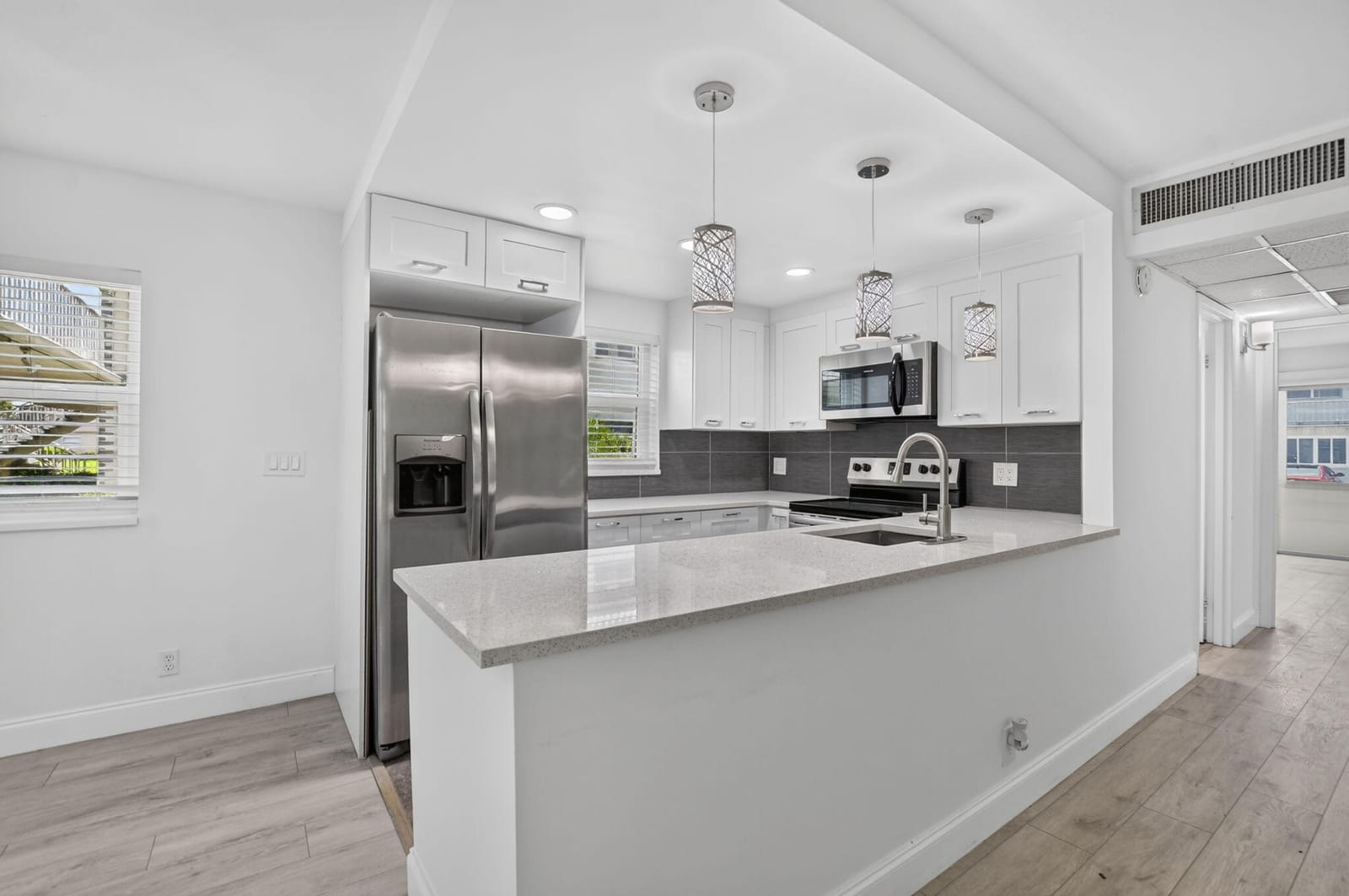 212 Monaco E, Delray Beach, FL 33446 photo 3