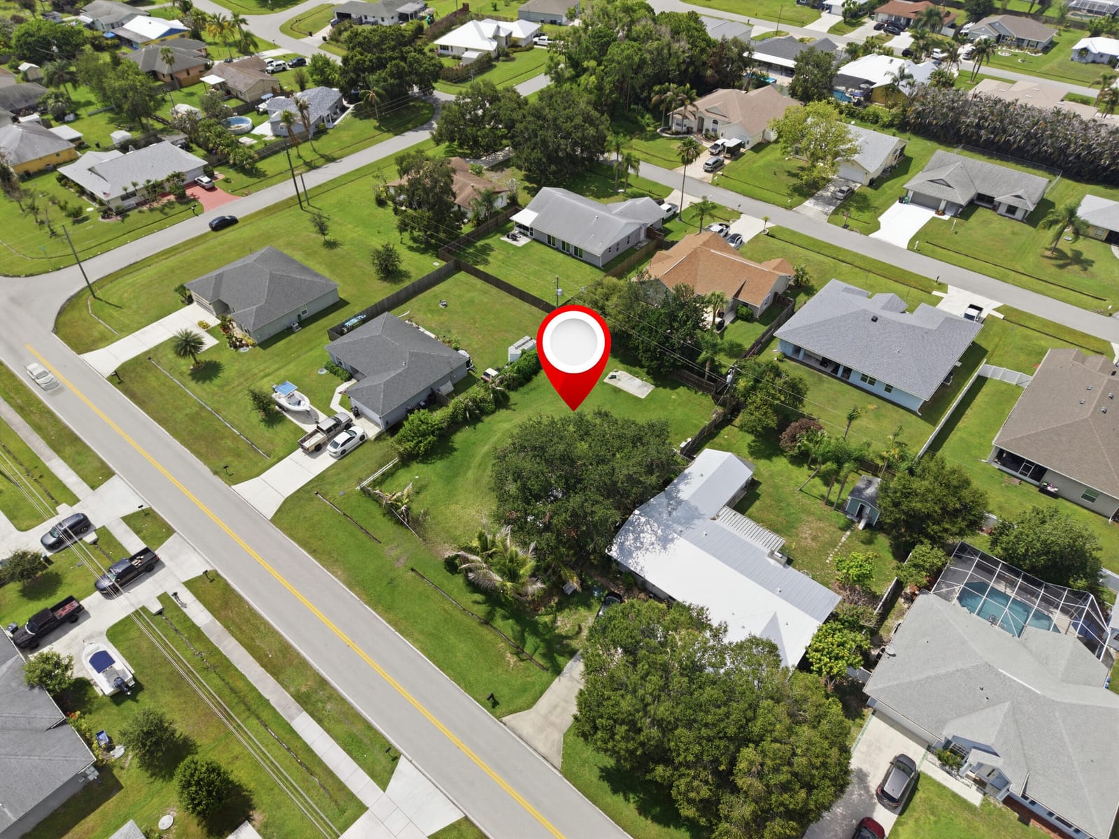 719 SE Thornhill Drive — photo 10