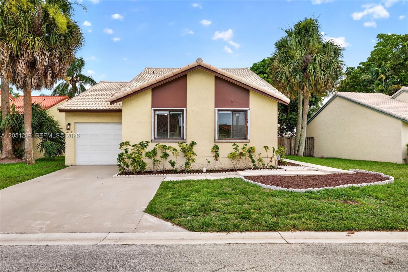 Pending home at 6212 S 97th Court S, Boynton Beach, FL 33437