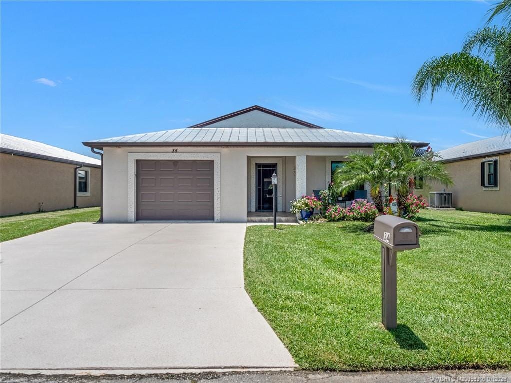 34 Monterey Way, Port St. Lucie, FL 34952 photo 2