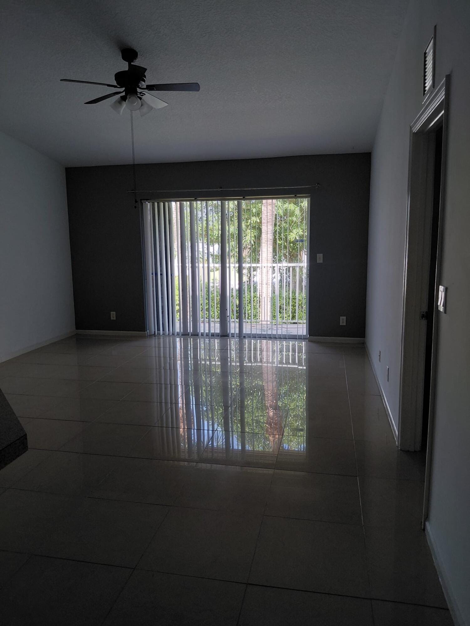 4524 Oak Terrace Drive — photo 2