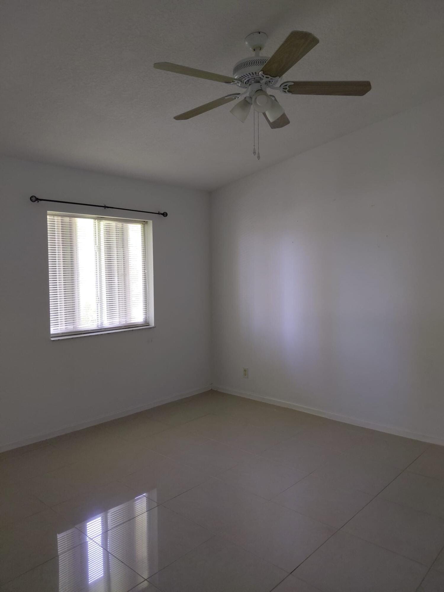 4524 Oak Terrace Drive — photo 3
