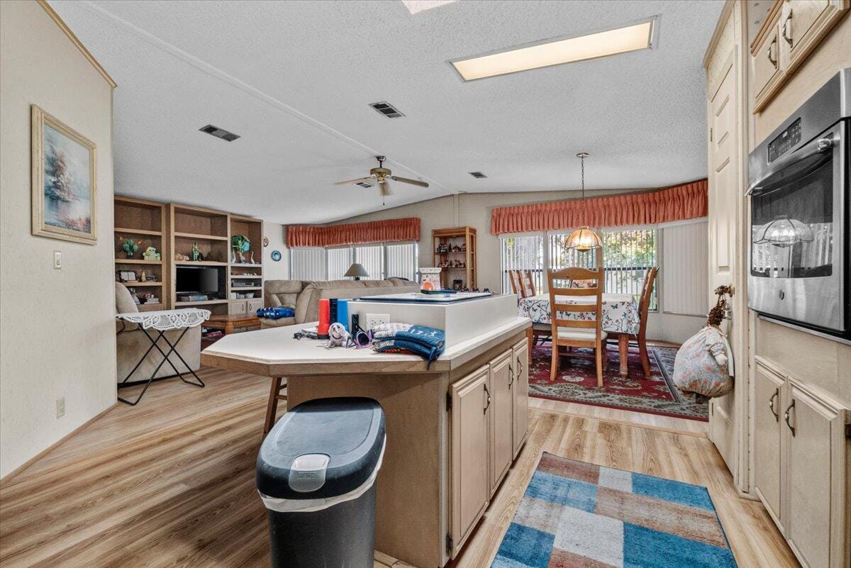 6578 NW 37th Avenue, Coconut Creek, FL 33073 photo 22