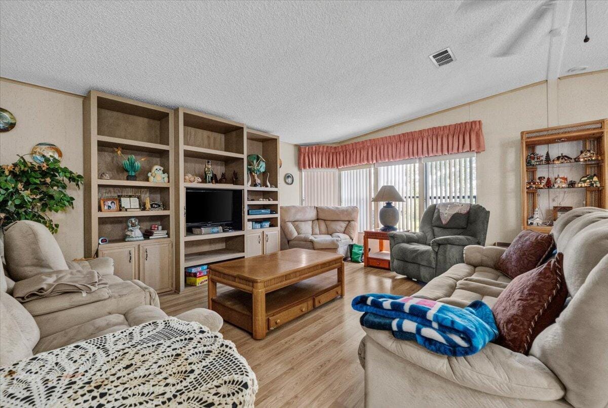 6578 NW 37th Avenue, Coconut Creek, FL 33073 photo 4