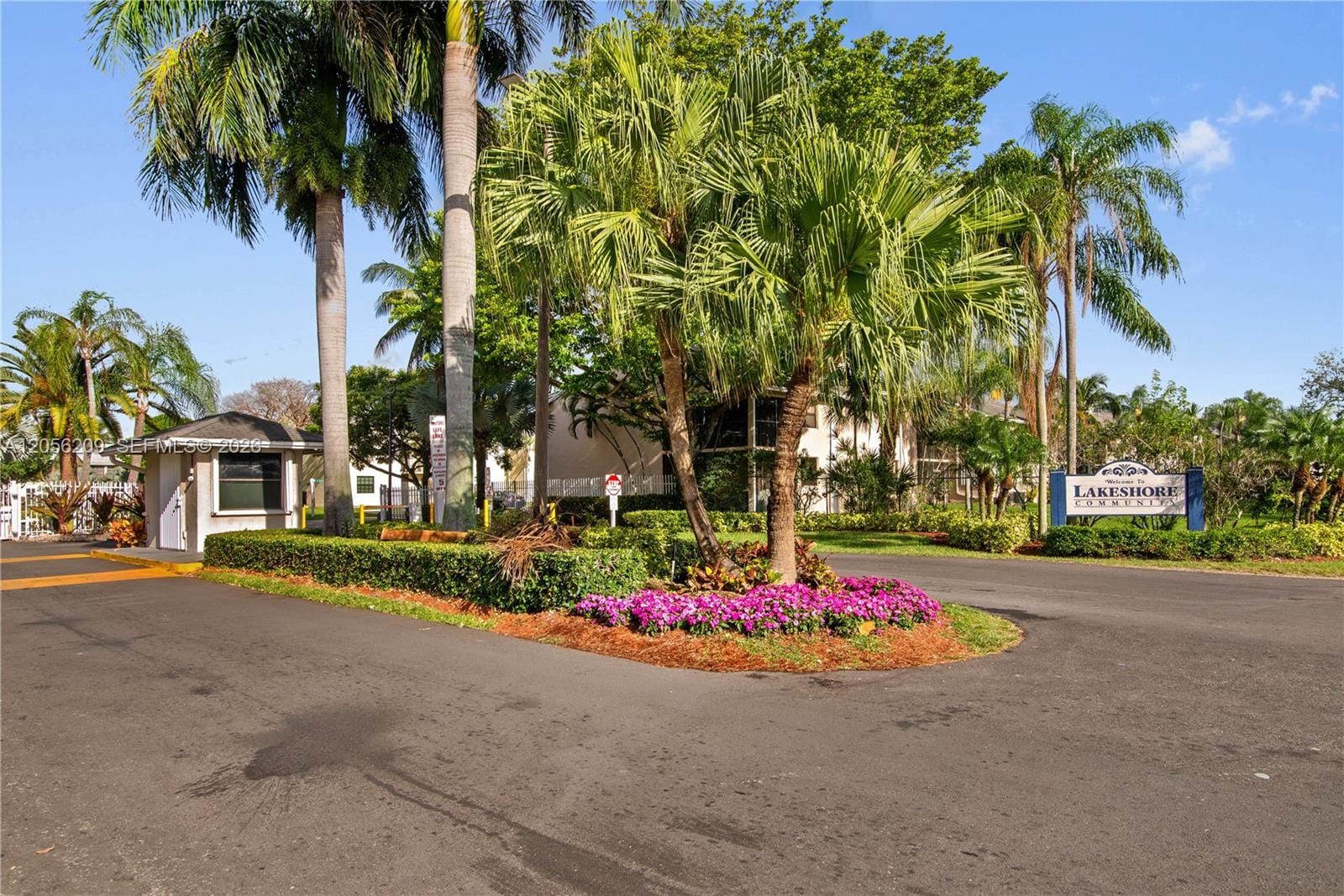 1197 Washington Circle 1197A, Homestead, FL 33034 photo 1
