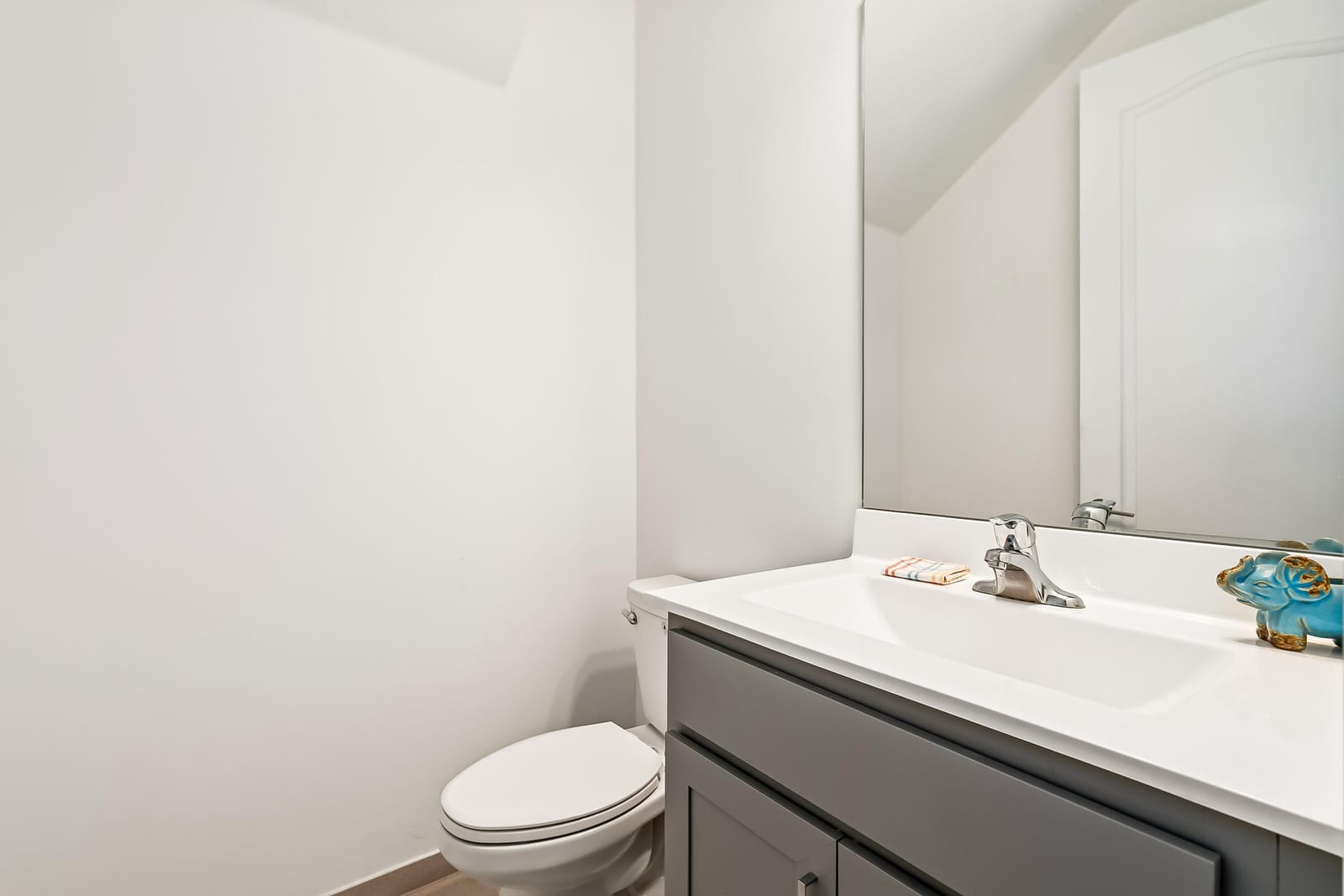 5323 SANTA MARIA Avenue — photo 8