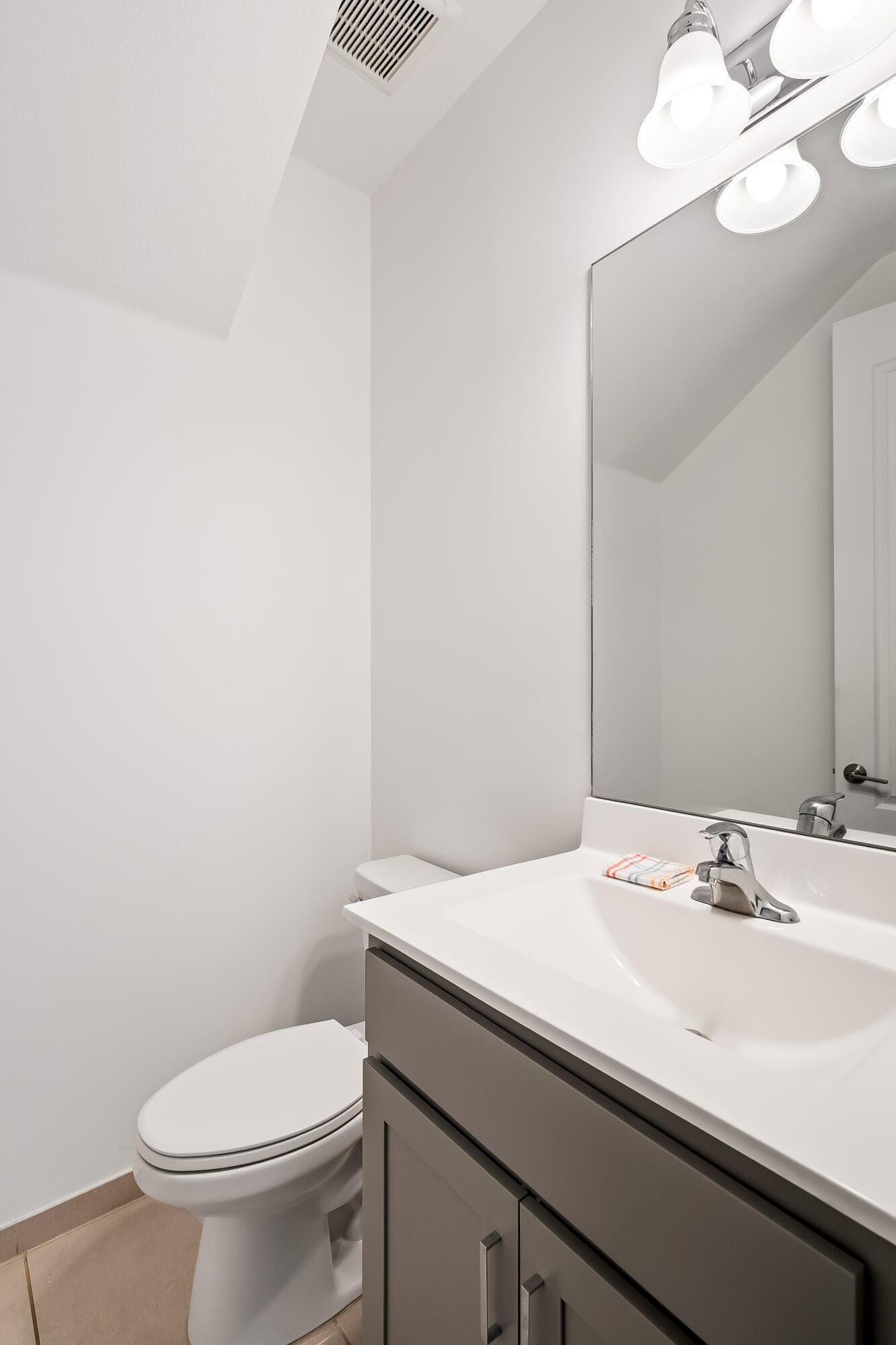 5323 SANTA MARIA Avenue — photo 9
