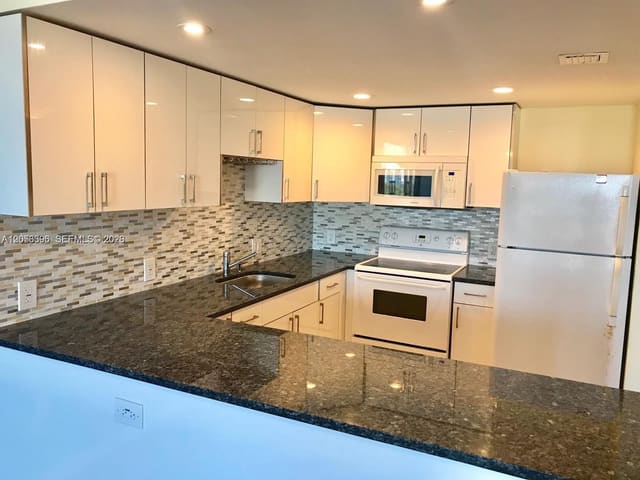 13155 Ixora Court 907, North Miami, FL 33181