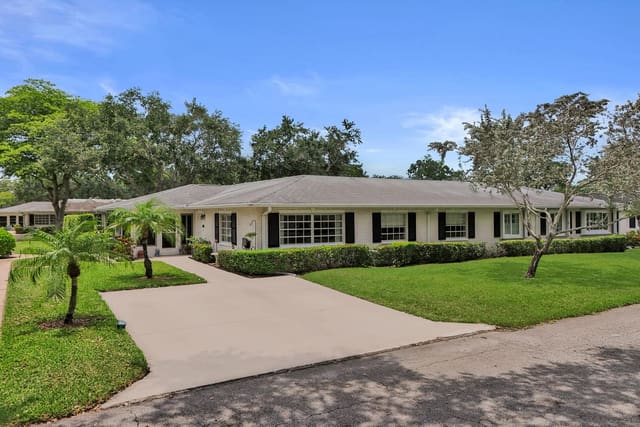 10127 41st Terrace S 211, Boynton Beach, FL 33436