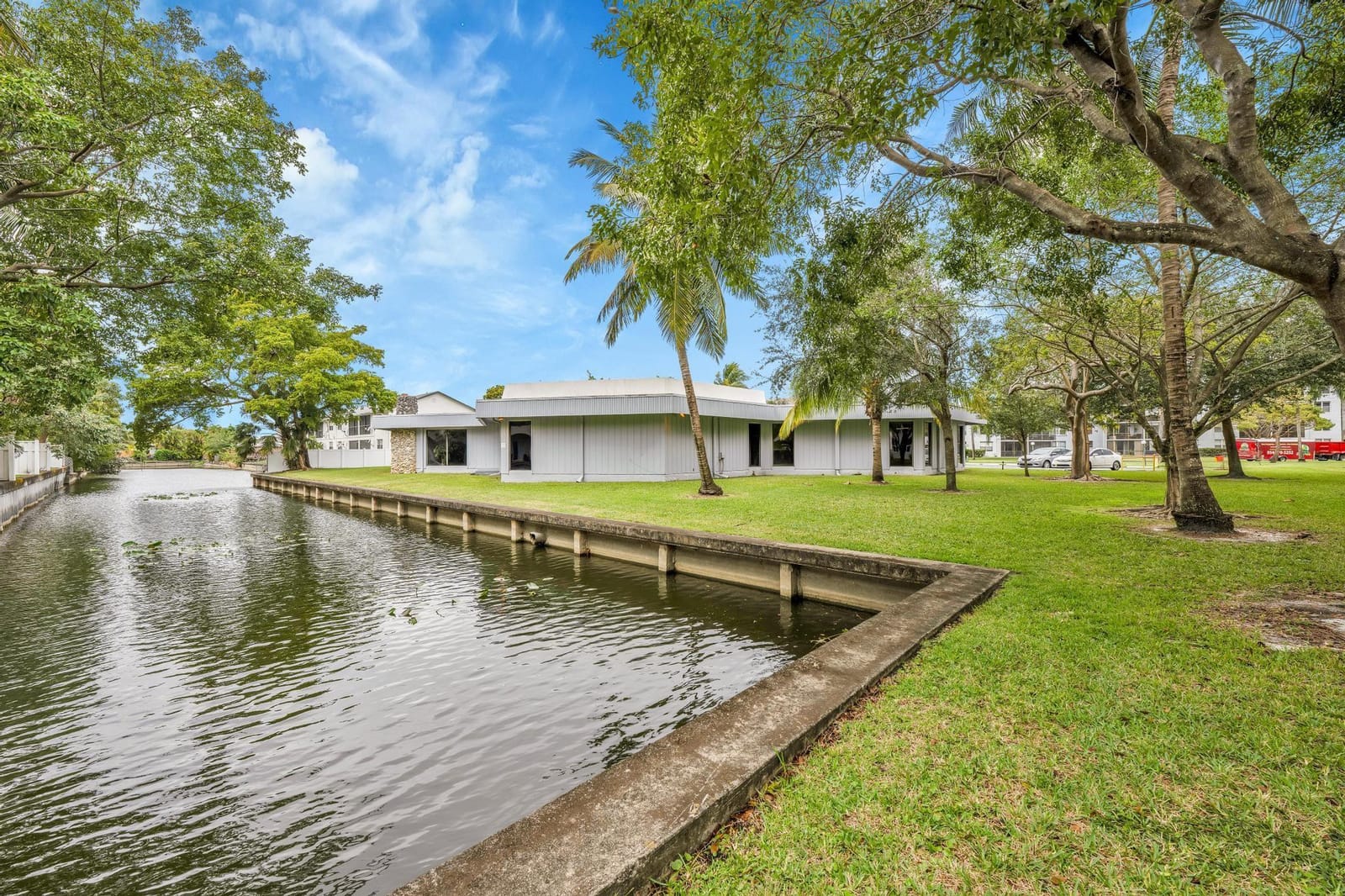 118 Royal Park Drive 4G, Oakland Park, FL 33309 photo 30