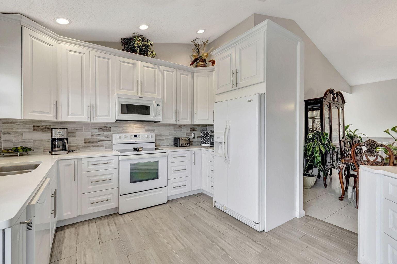 8320 WATERLINE Drive 201 — photo 10