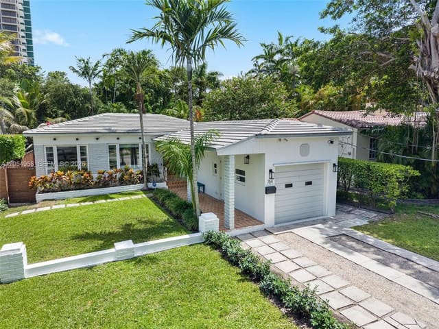 784 NE 71st Street, Miami, FL 33138