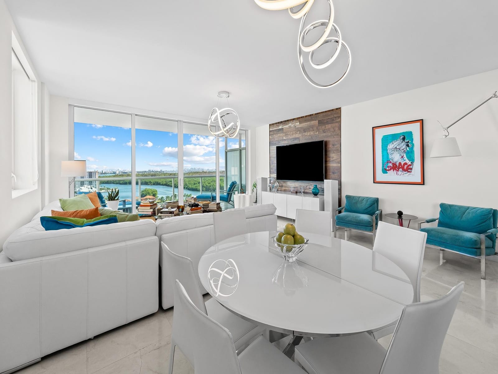 400 SUNNY ISLES Boulevard 1608 — photo 3