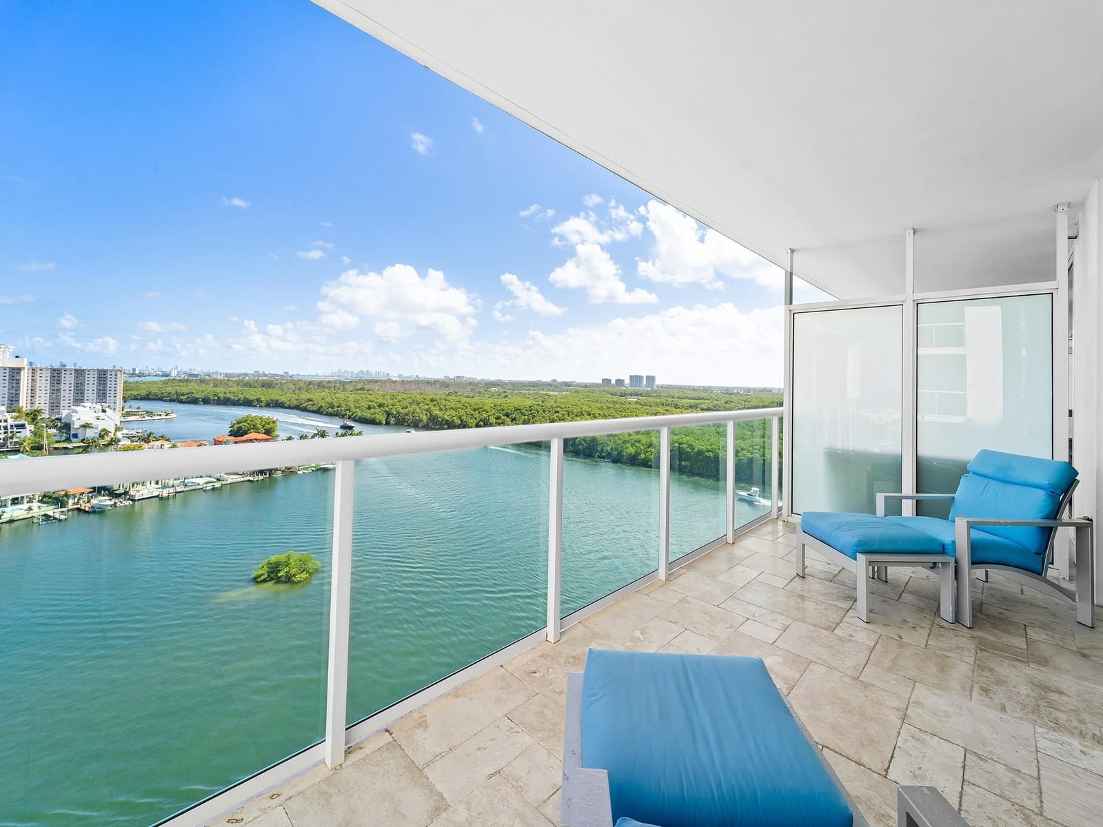 400 SUNNY ISLES Boulevard 1608 — photo 8