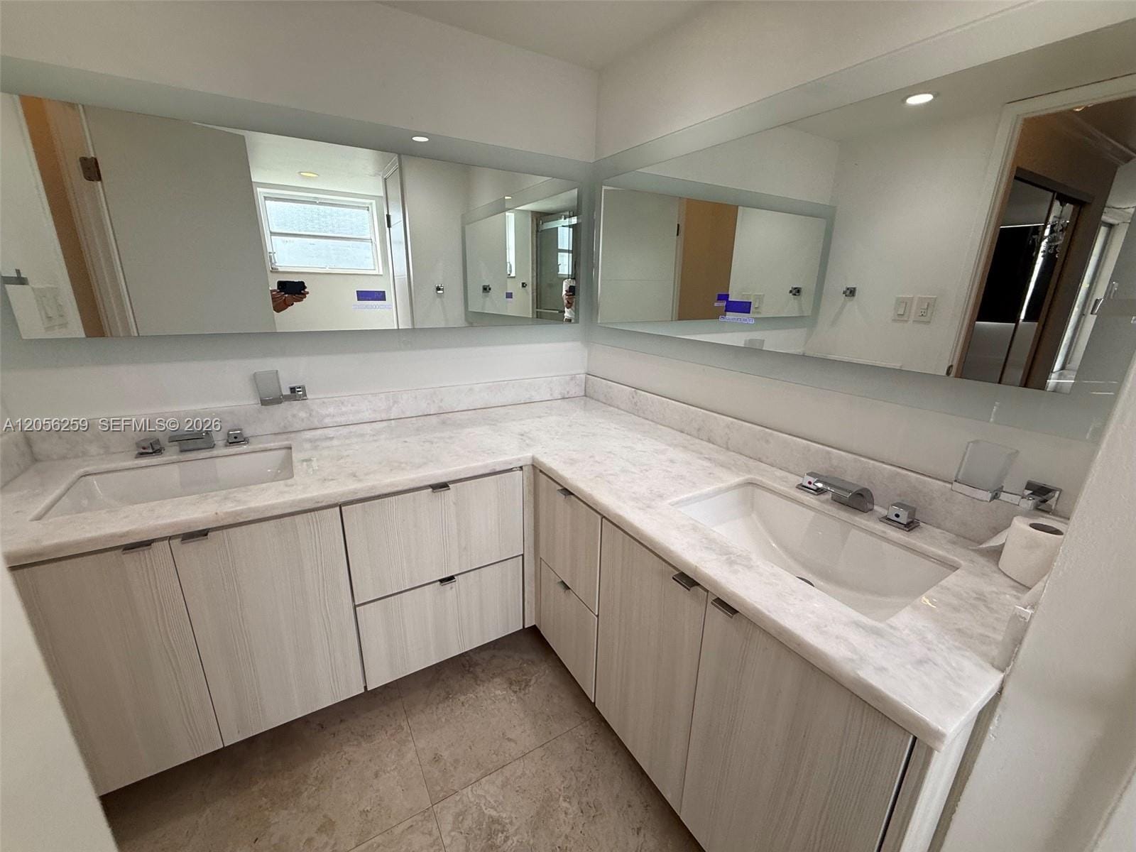 1670 NE 191st Street 302-3, Miami, FL 33179 photo 24