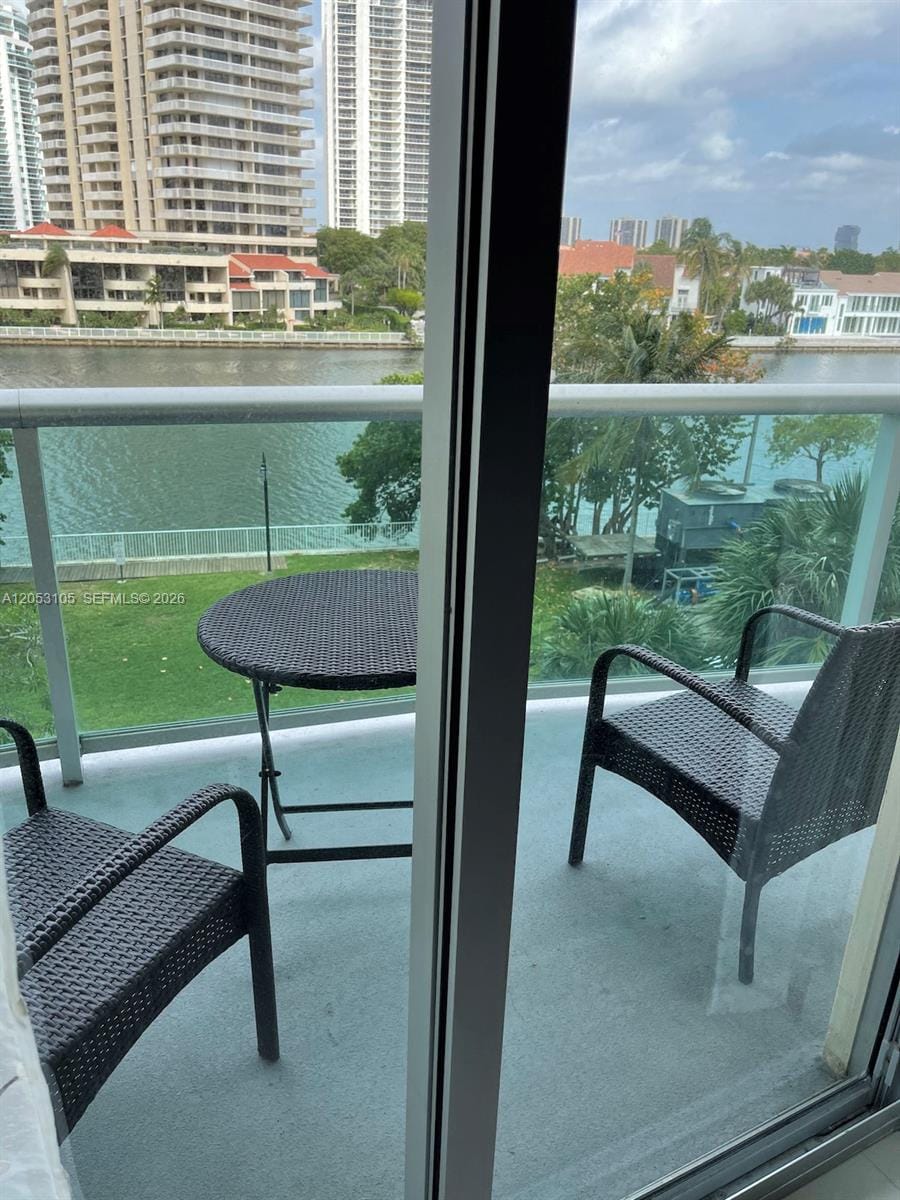 19390 Collins Avenue 417 — photo 11