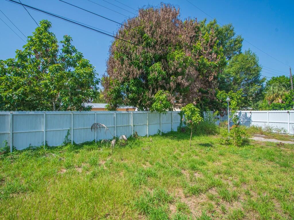 355 JOHNSTON Street — photo 11