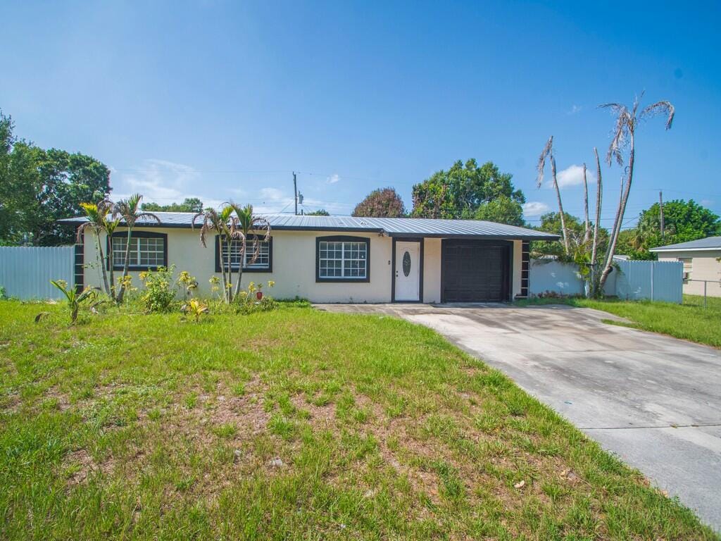 355 JOHNSTON Street — photo 3