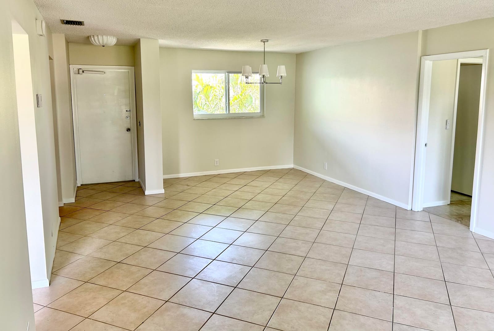 421 S LAKESIDE Drive 7 — photo 4