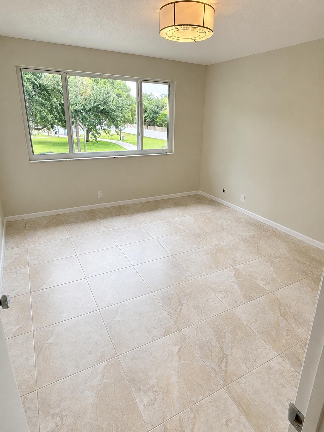 421 S LAKESIDE Drive 7 — photo 6