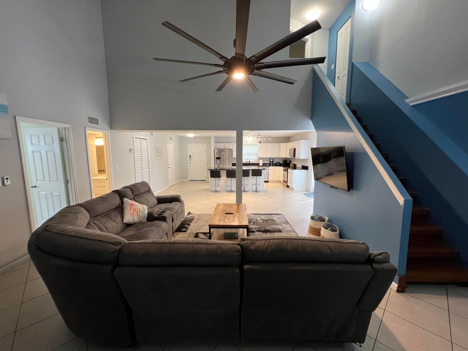 2417 Sundy Avenue — photo 9