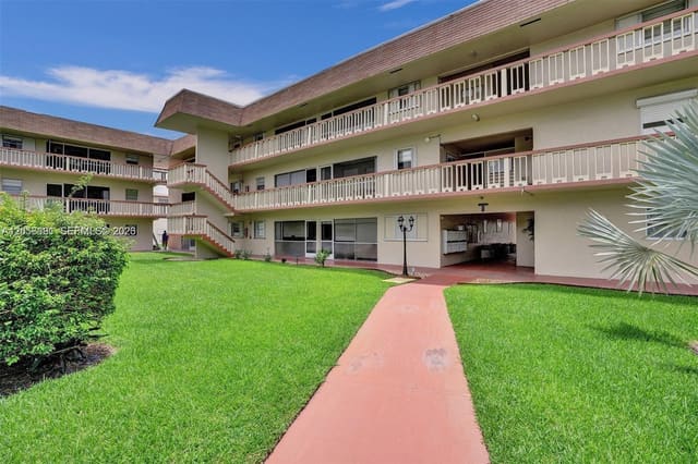 5300 Washington Street T220, Hollywood, FL 33021