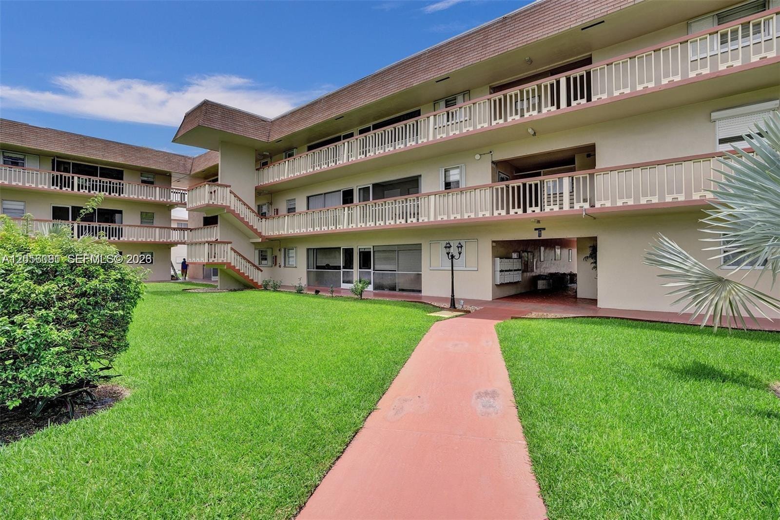 5300 Washington Street T220, Hollywood, FL 33021