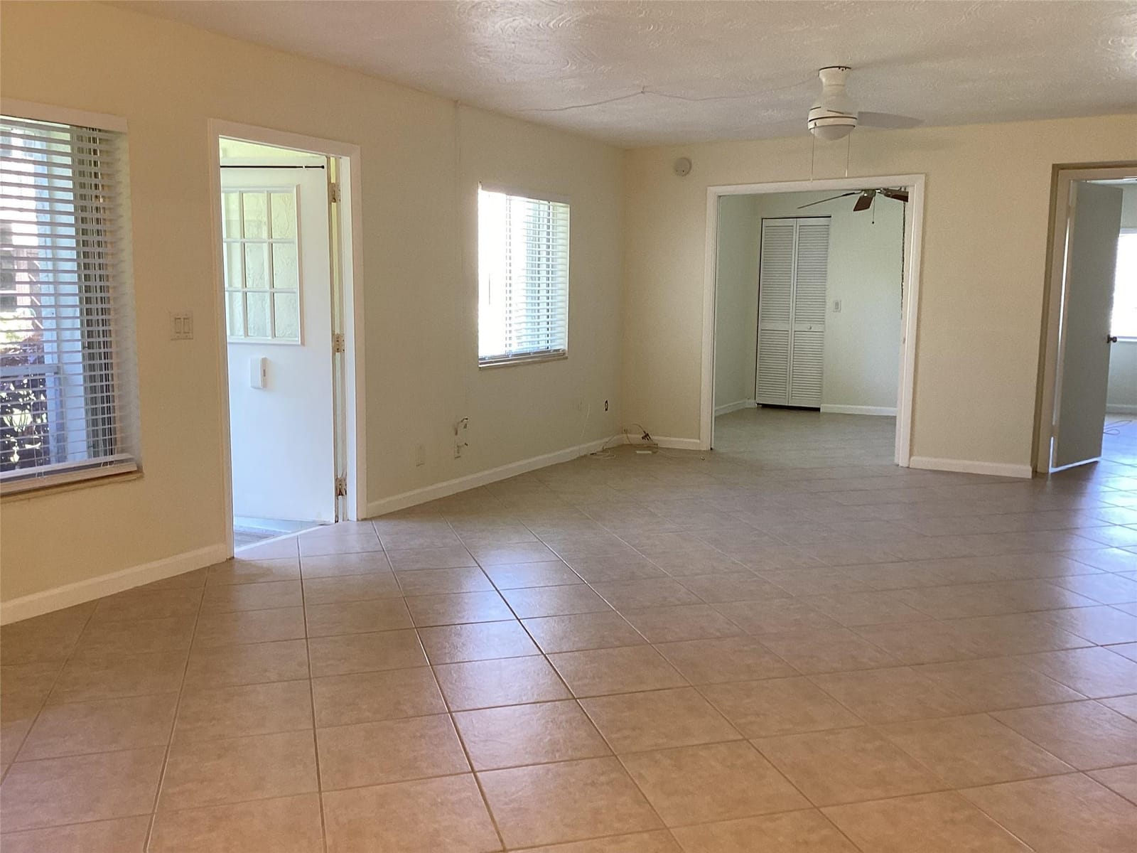 5927 LA PINATA Boulevard C-1 — photo 11
