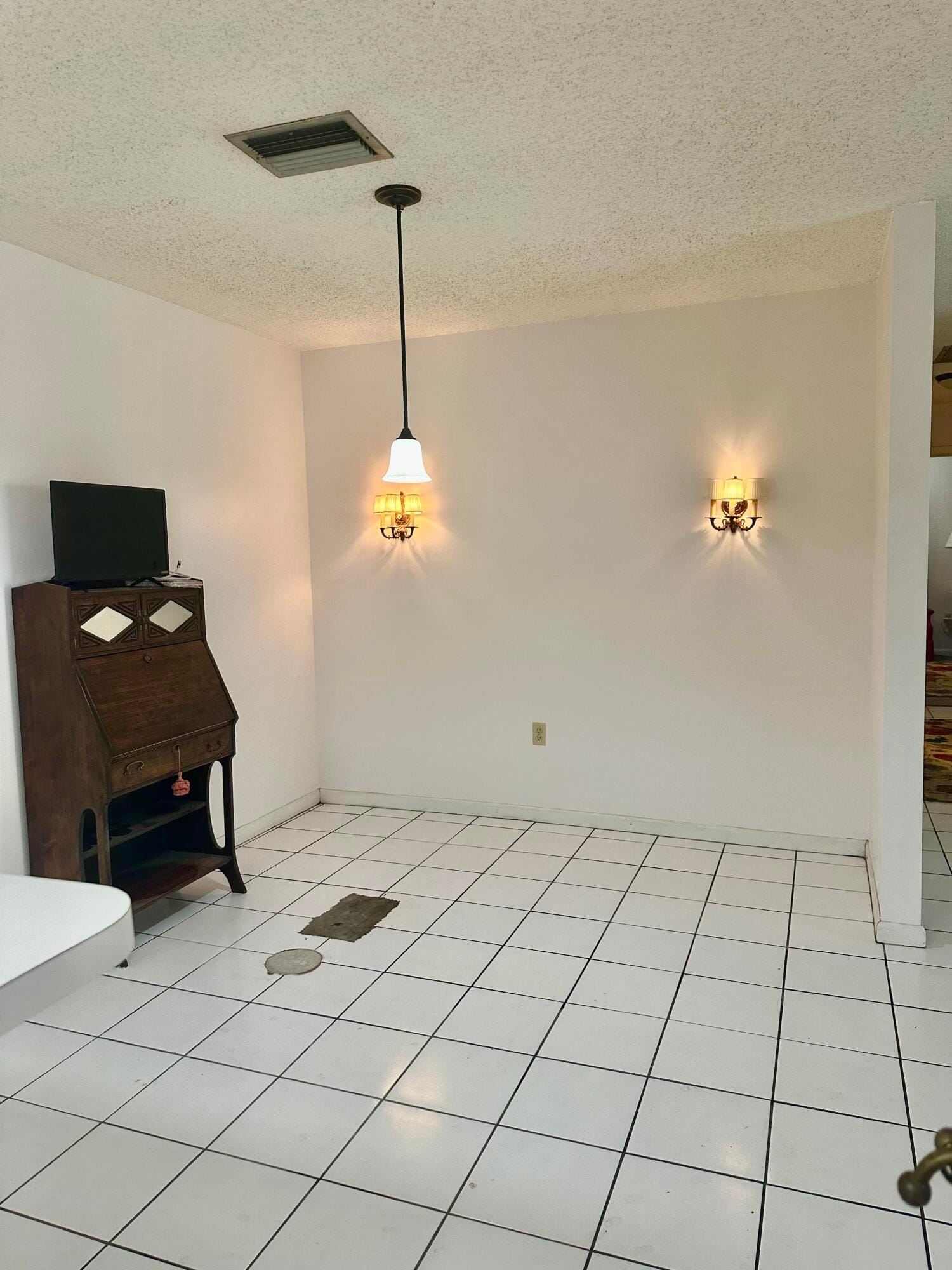 2201 SW 28th Street 72 — photo 5