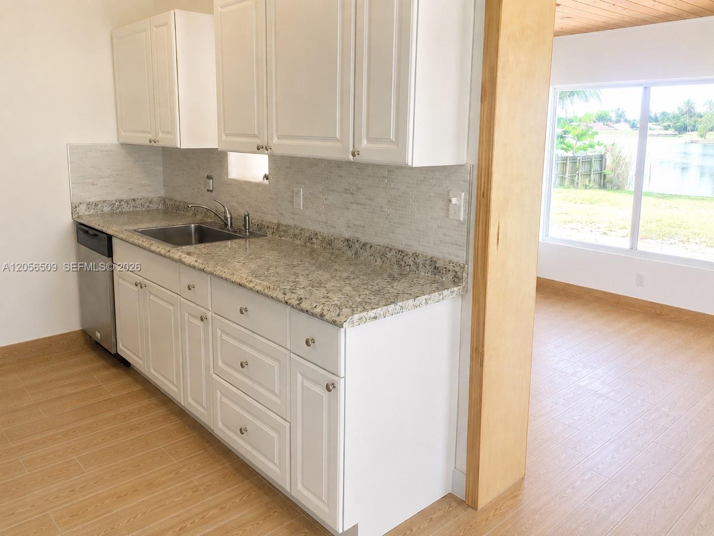 3300 SW 32nd Avenue — photo 3