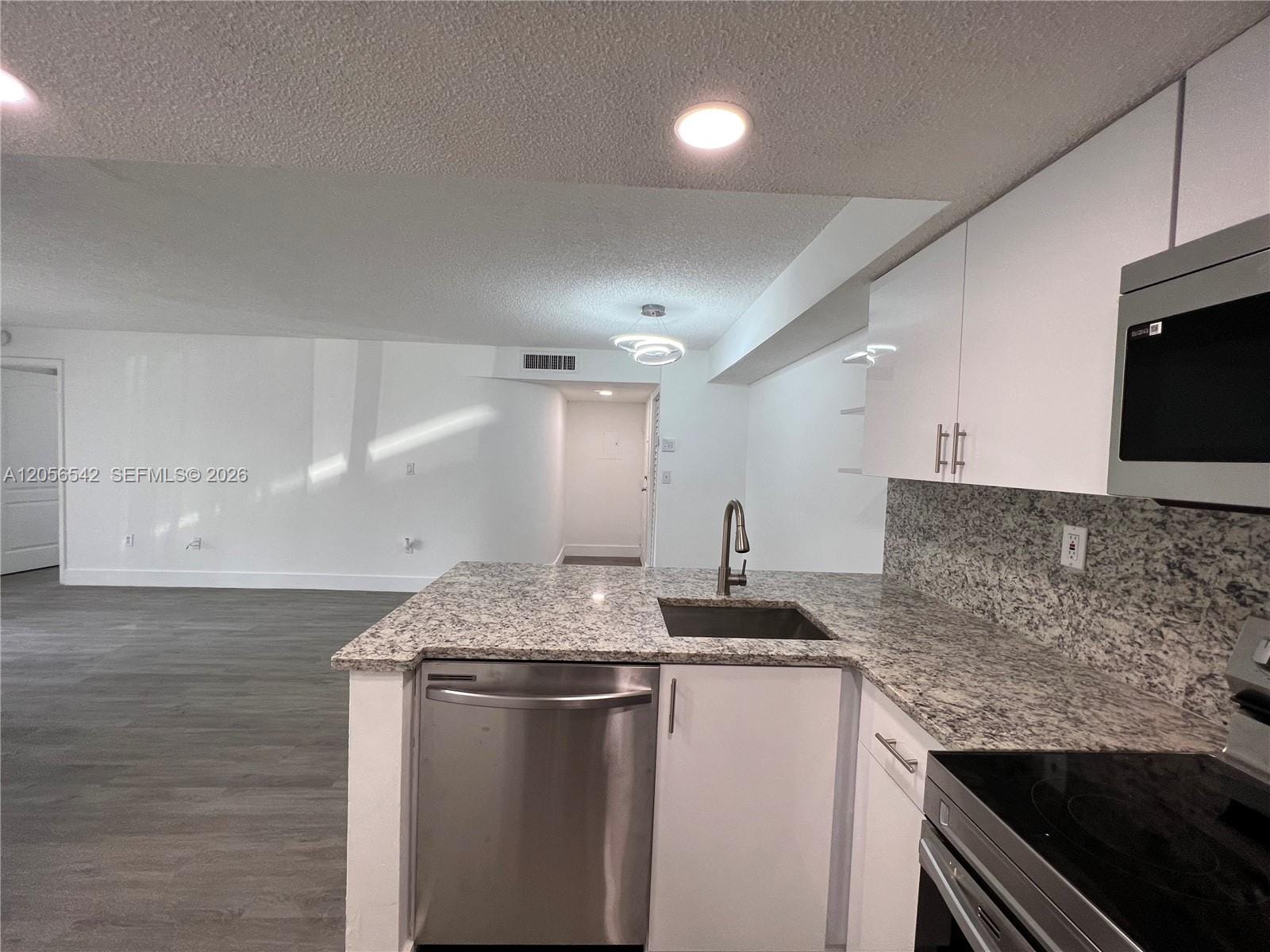 7235 NW 179th Street 104 — photo 10