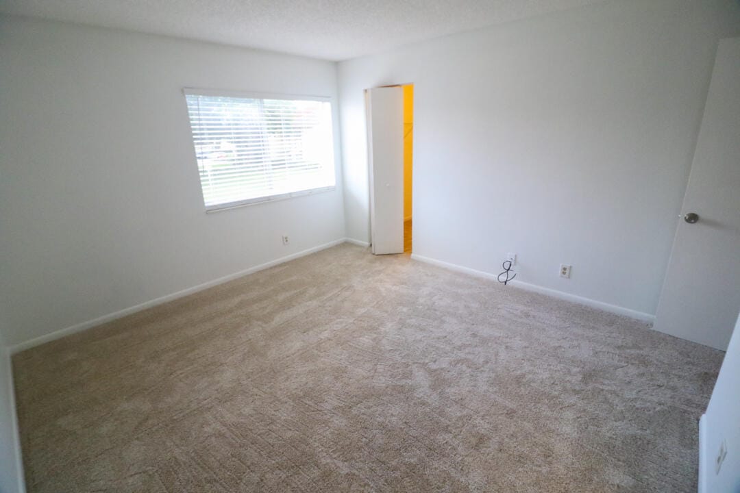 4987 SABLE PINE Circle D2, West Palm Beach, FL 33417 photo 18