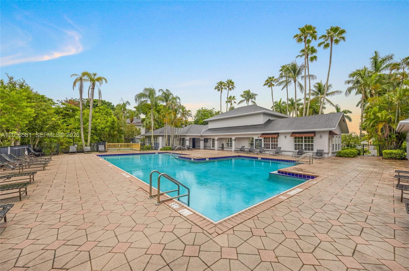 4025 W Mcnab Road E107, Pompano Beach, FL 33069 photo 6