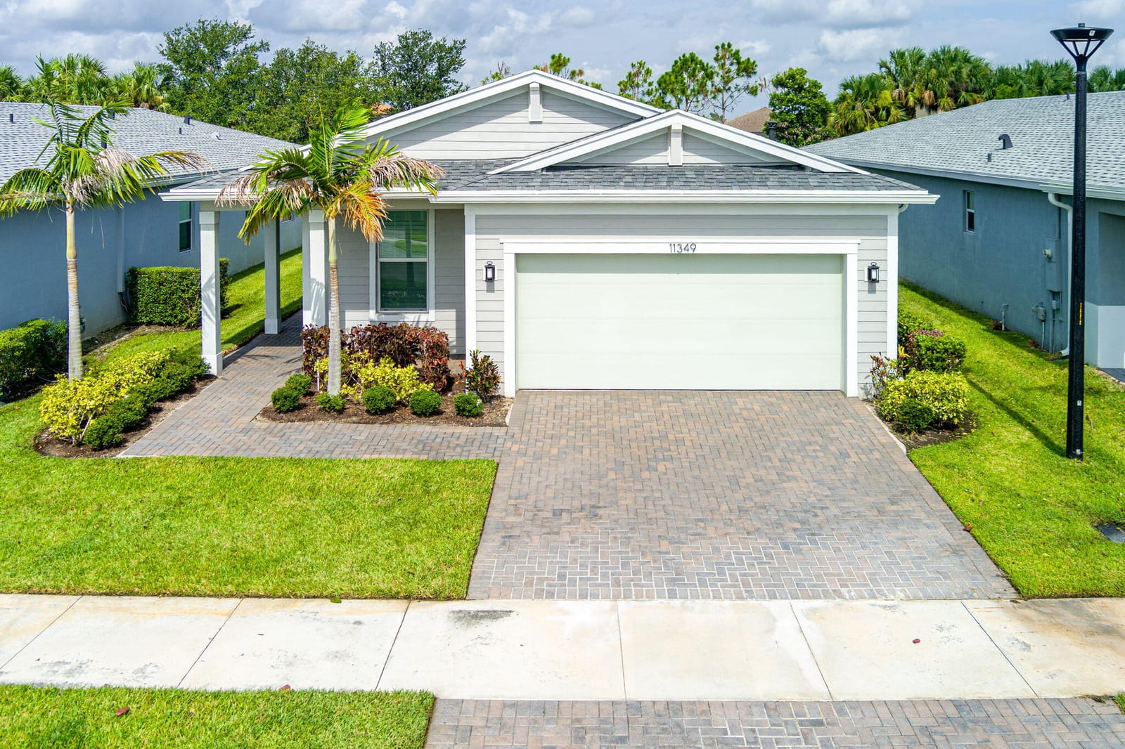 11349 SW Lyra Drive — photo 2