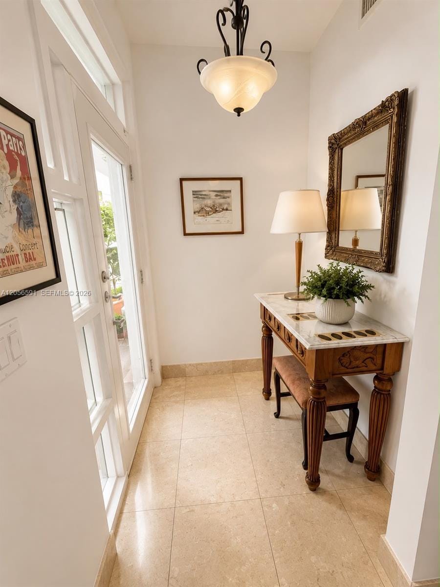 7918 Harbor Island Drive 310 — photo 2