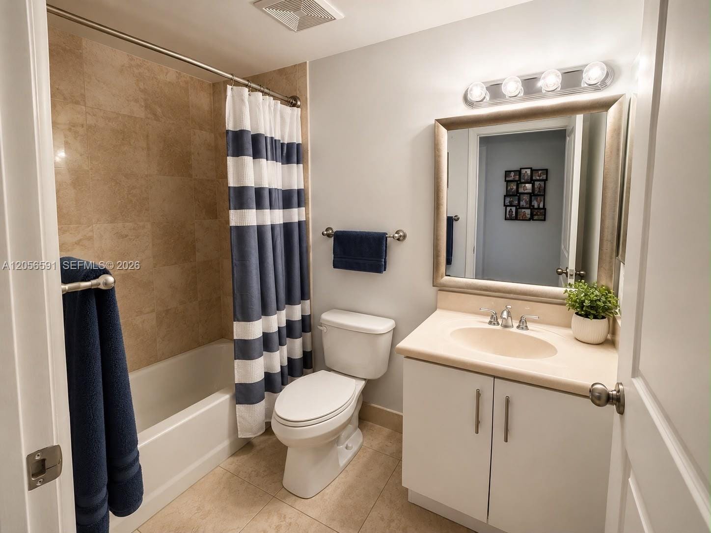 7918 Harbor Island Drive 310 — photo 7