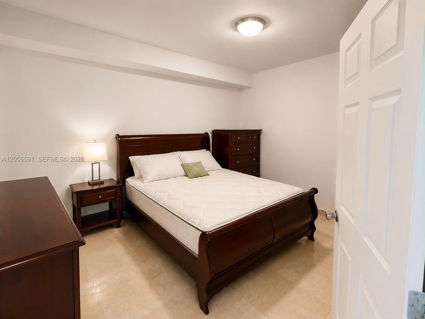 7918 Harbor Island Drive 310 — photo 8