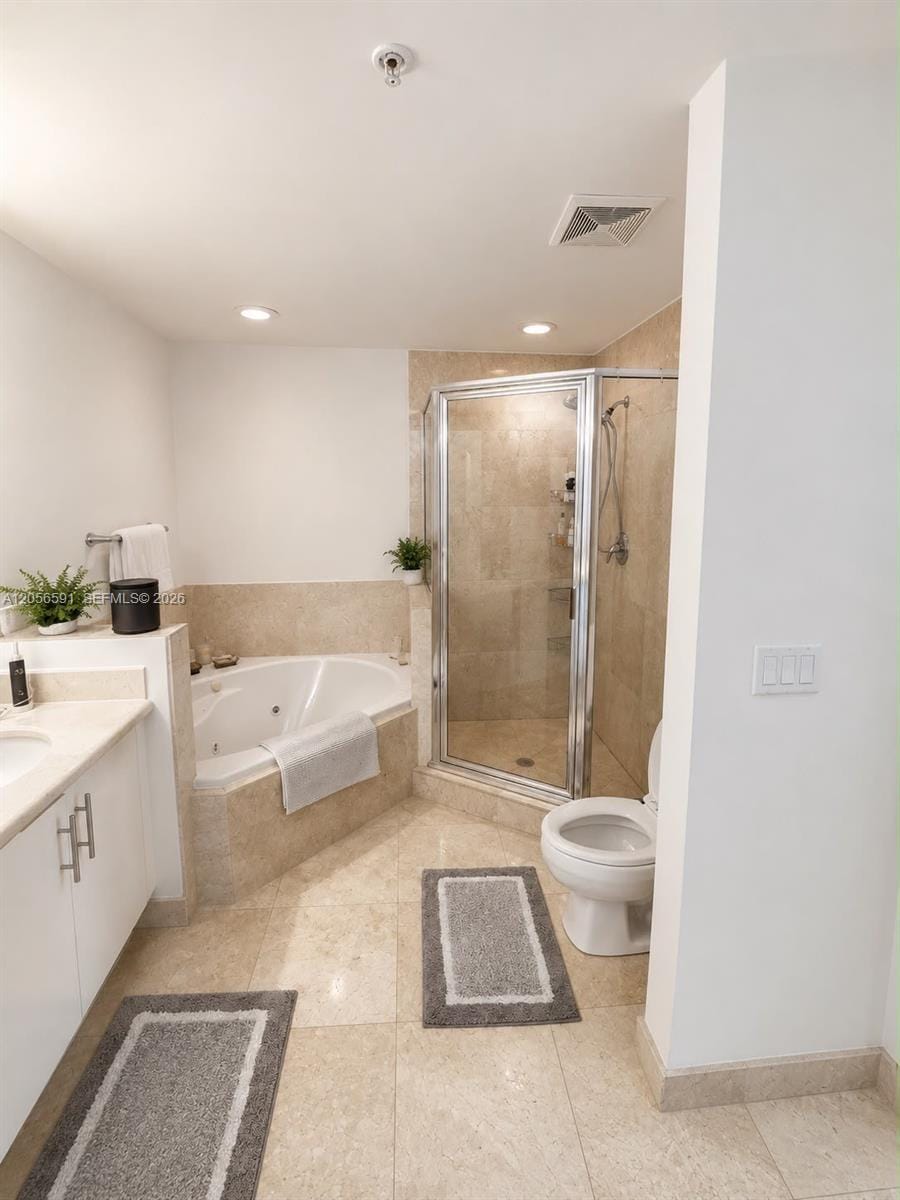 7918 Harbor Island Drive 310 — photo 9