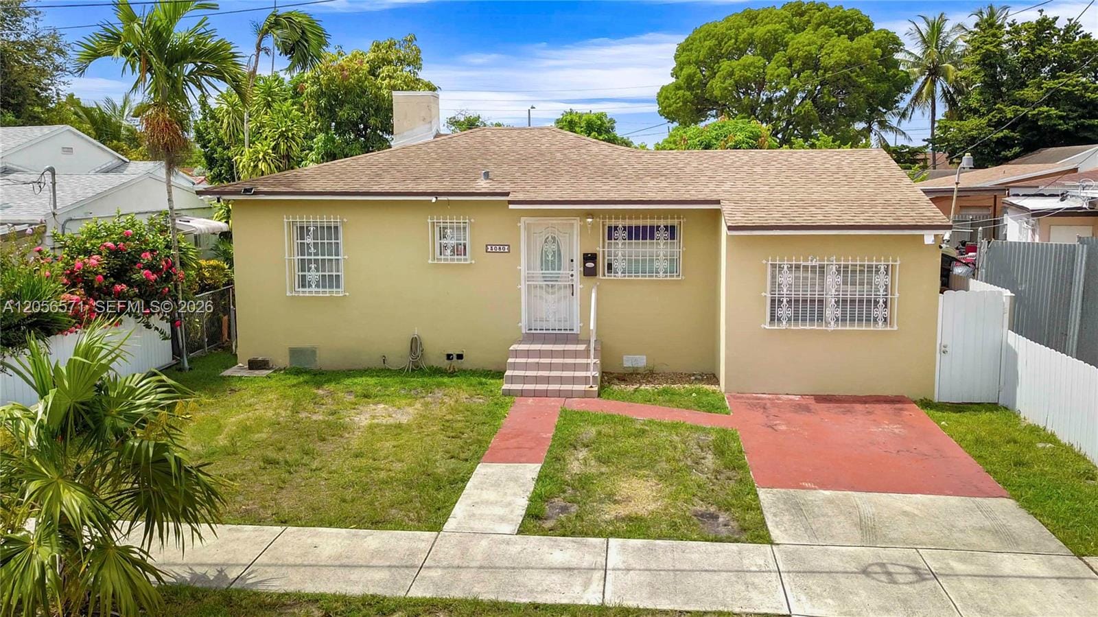 3080 SW 5th Street — photo 2