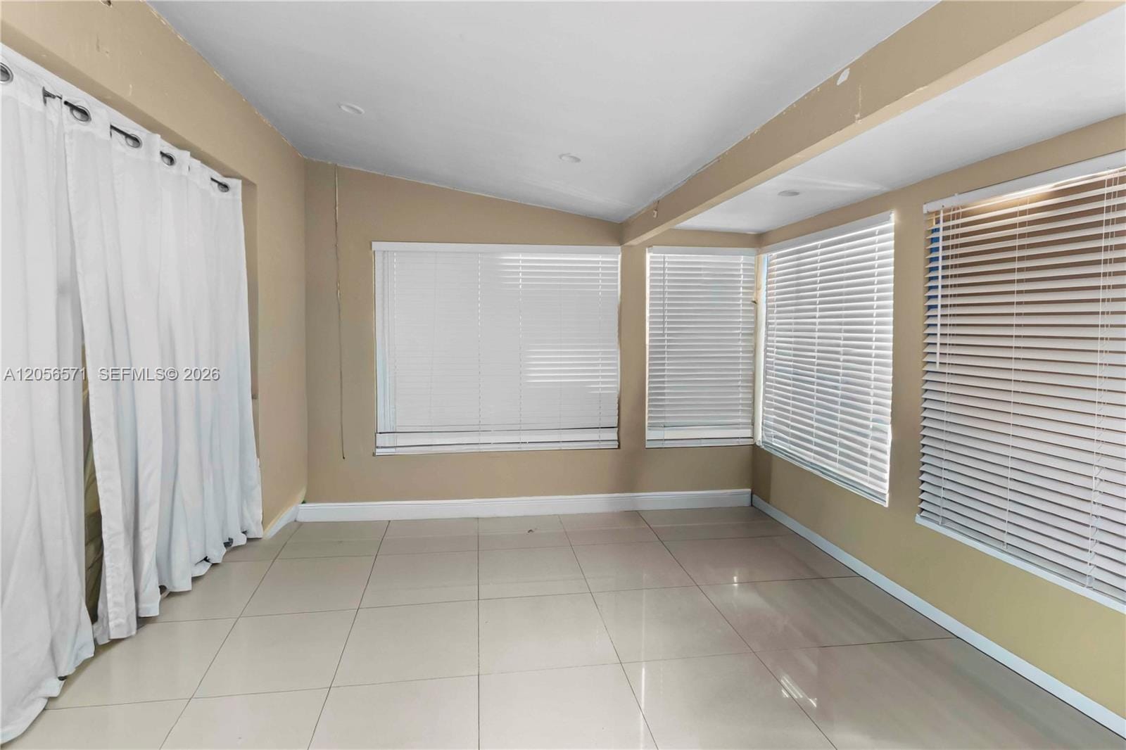 3080 SW 5th Street — photo 12
